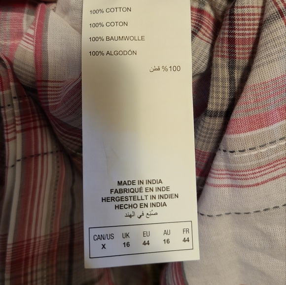 Button-up collared shirt X - Picture 7 of 7